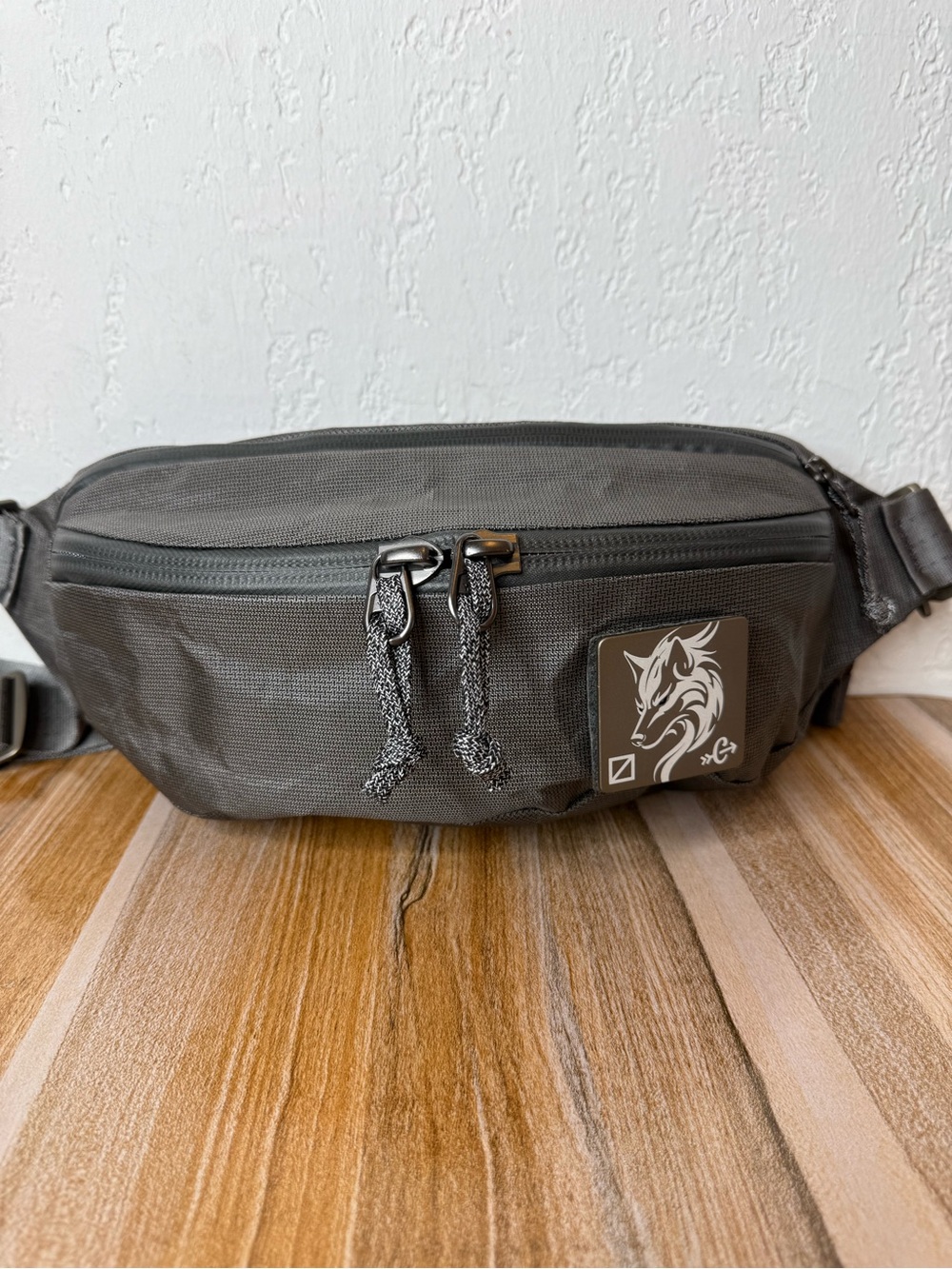 Evergoods Civic Access Sling 2L Kludde Edition Gravel Gray Blue Flame